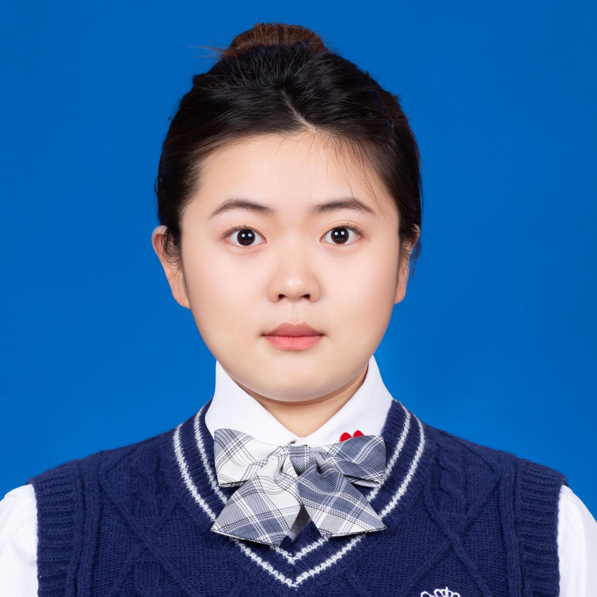 张伟璇  张伟璇