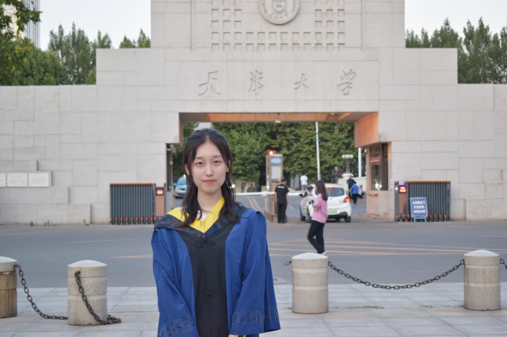 张楠 2023届硕士 张楠 2023届硕士