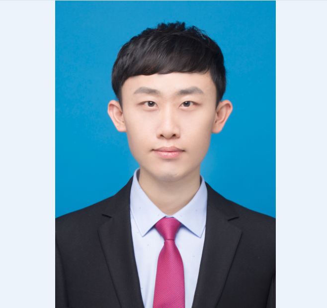 周鲁楠  周鲁楠